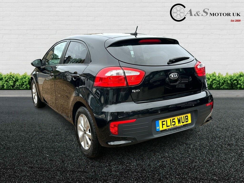 Kia RIO 1.3 Sr7 Black #6