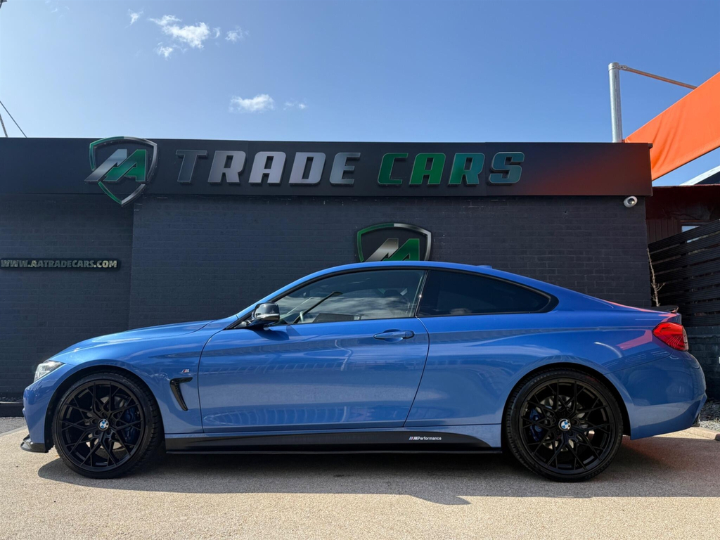 BMW 4 Series Coupe VO68RKJ Blue #4
