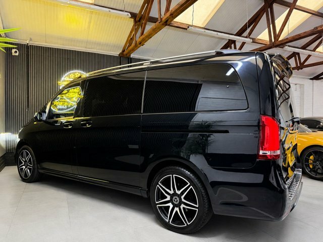 Mercedes-Benz V Class 2.0 V300d Amg Line Mpv G-tronic Euro 6 Black #6