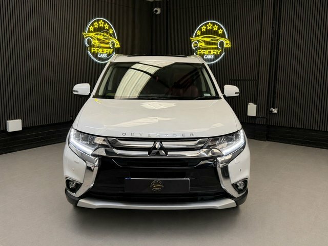 Mitsubishi Outlander 2.2 Di-d 4 Suv 4Wd Euro 6 147 Ps White #4