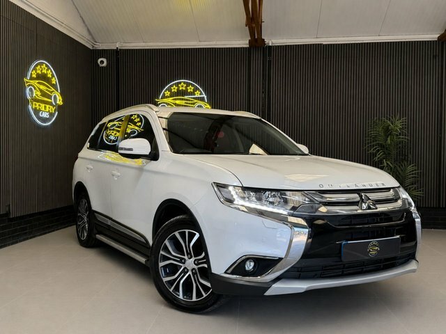 Mitsubishi Outlander 2.2 Di-d 4 Suv 4Wd Euro 6 147 Ps White