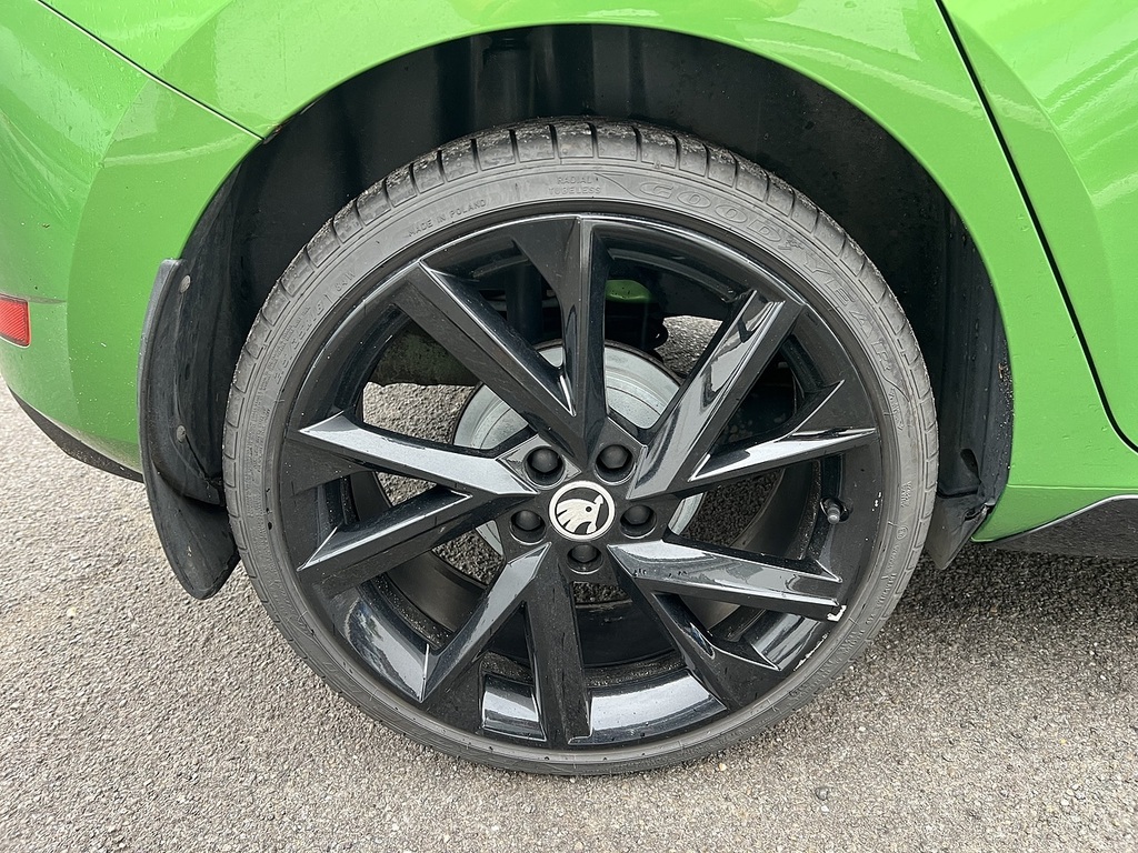 Skoda Fabia 1.0 Tsi Monte Carlo Euro 6 Ss LF70NXS Green #4