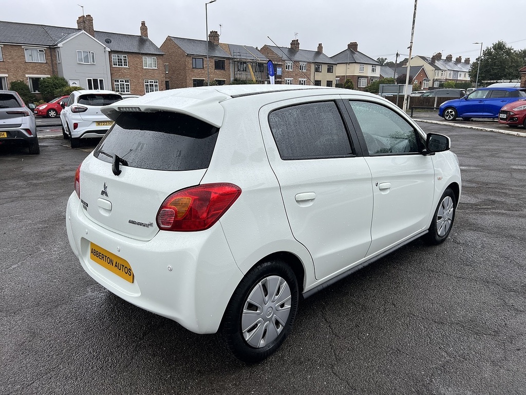 Mitsubishi Mirage 1.2 2 Hatchback Euro 5 Ss 79 White #4