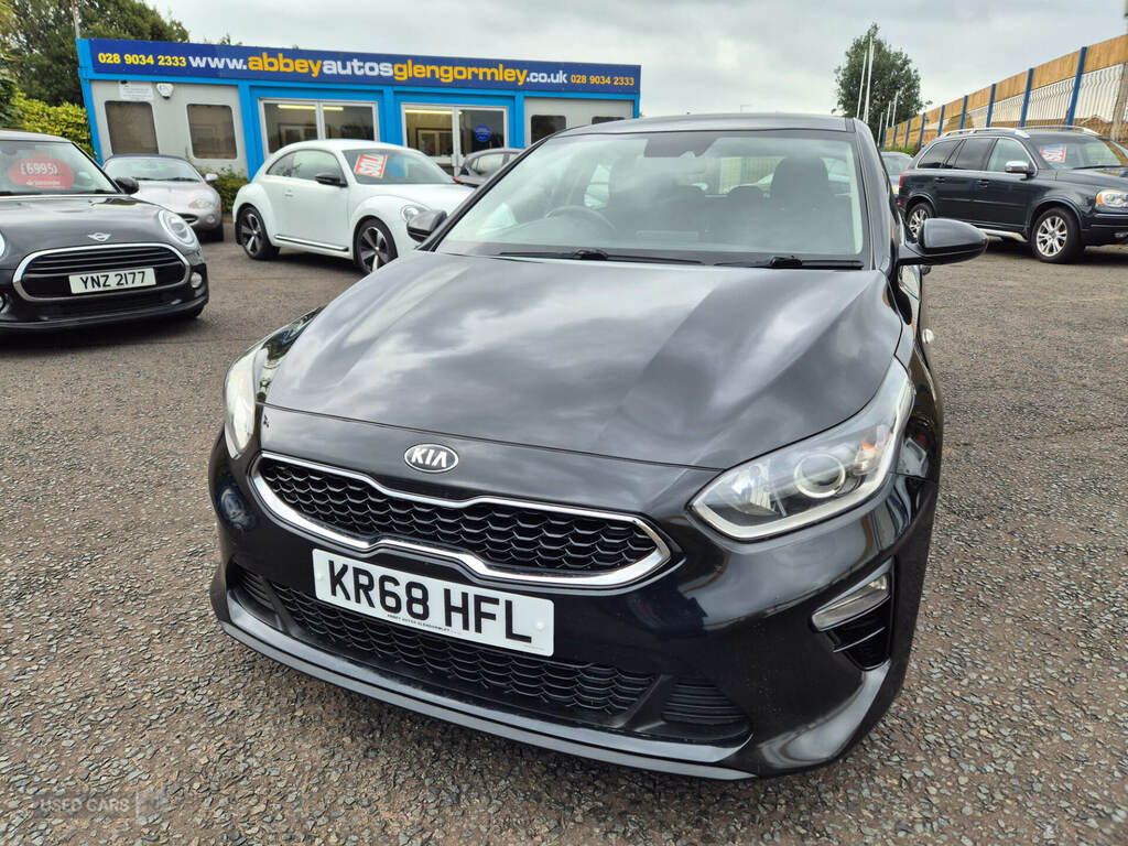 Kia Ceed 1.6 Crdi Isg 2 KR68HFL Black #5