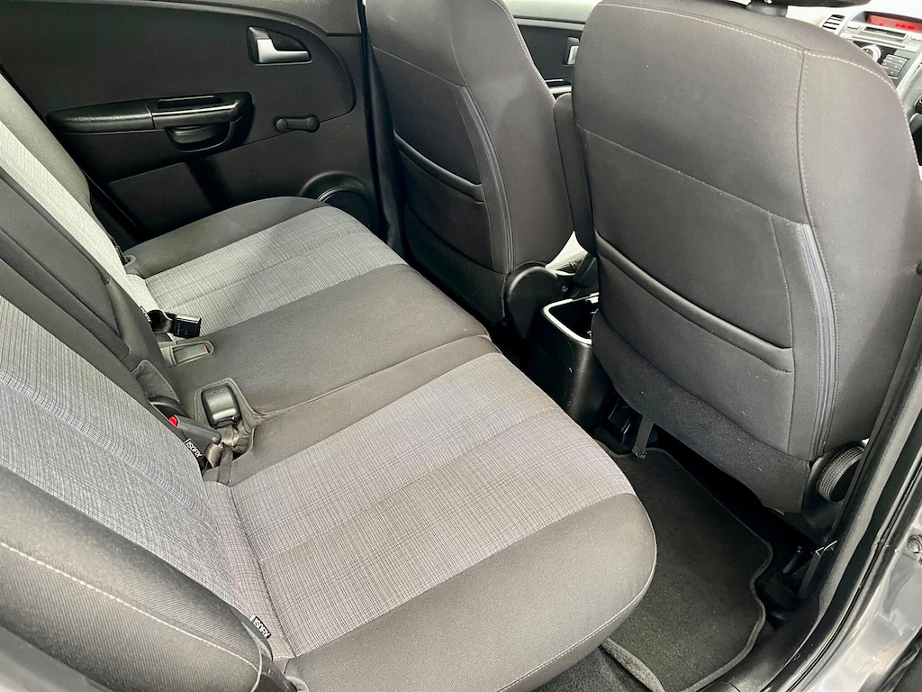 Kia Venga 1.6L 2 Black #31