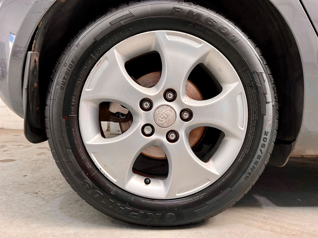 Kia Venga 1.6L 2 Black #40