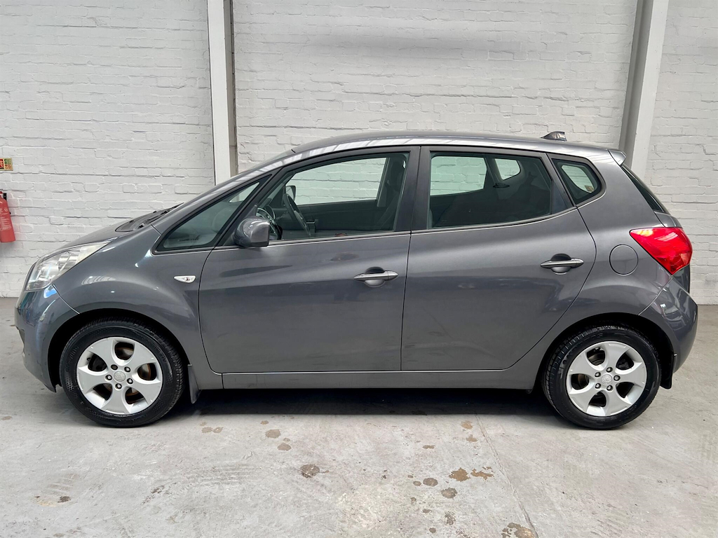 Kia Venga 1.6L 2 Black #17