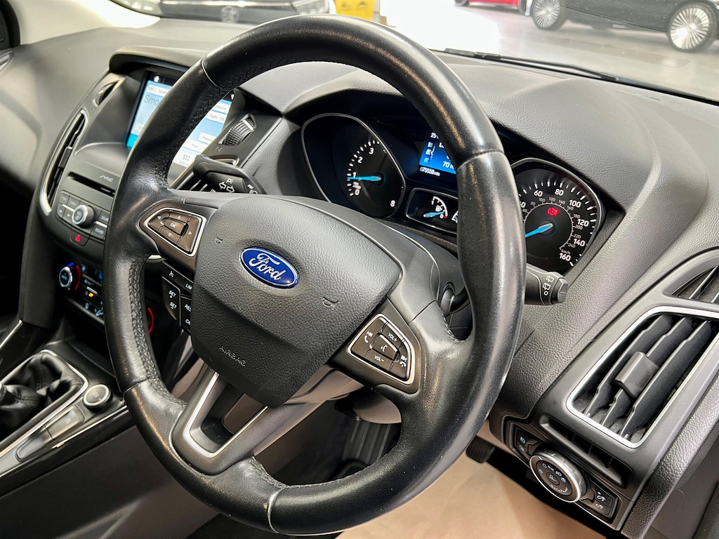 Ford Focus 1.0T Ecoboost Titanium Euro 6 Ss Blue #5