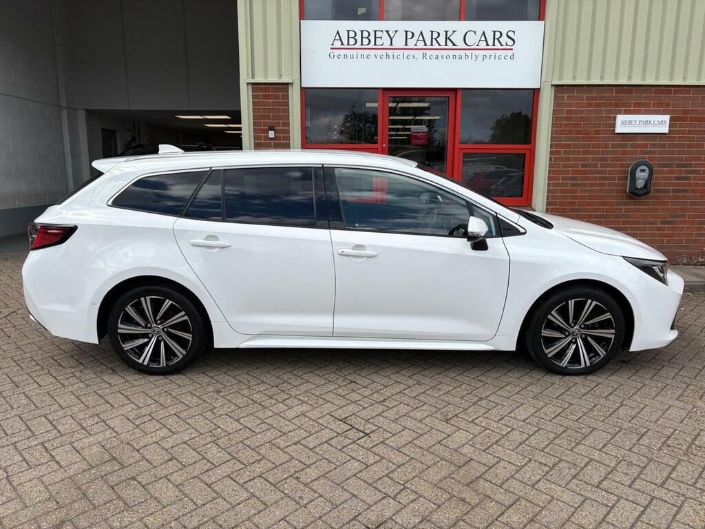 Toyota Corolla 1.8 Vvt-h Design Touring Sports Cvt Euro 6 Ss 5 White #2