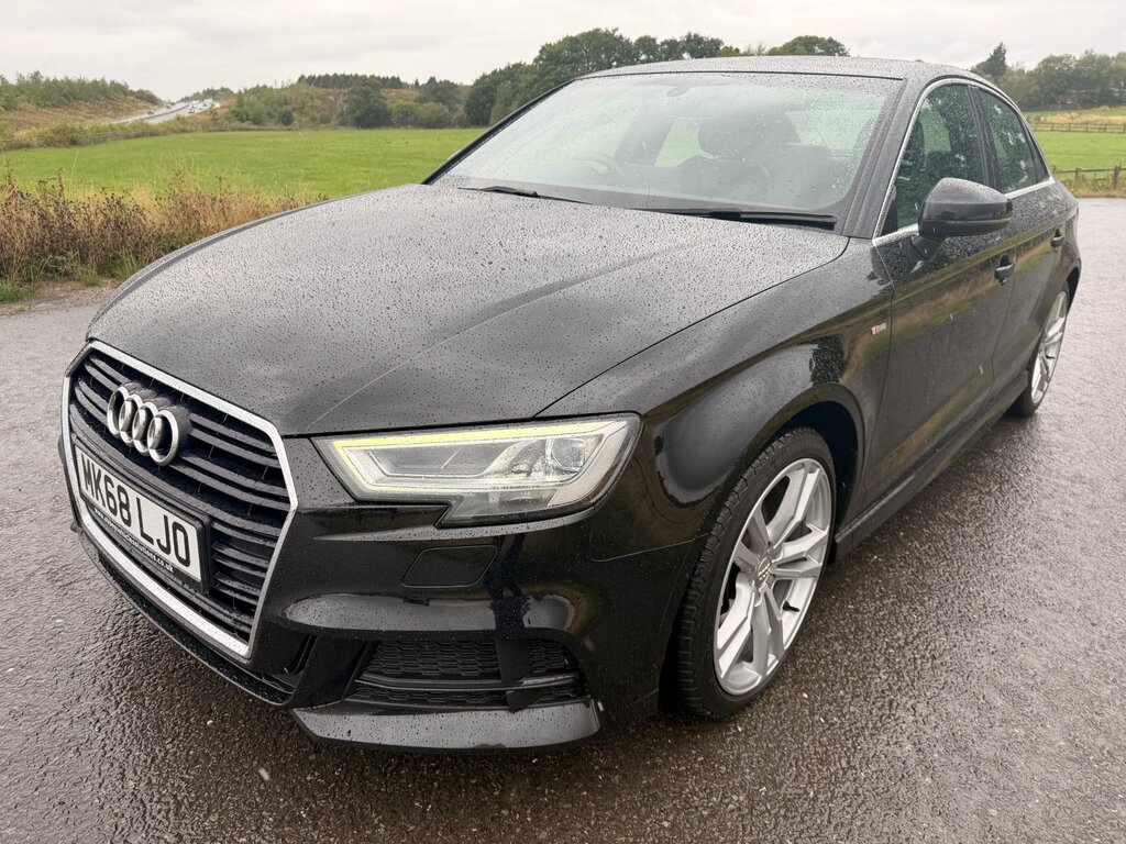 Audi A3 1.5 Tfsi Cod 35 S Line Saloon Eu MK68LJO Black #4