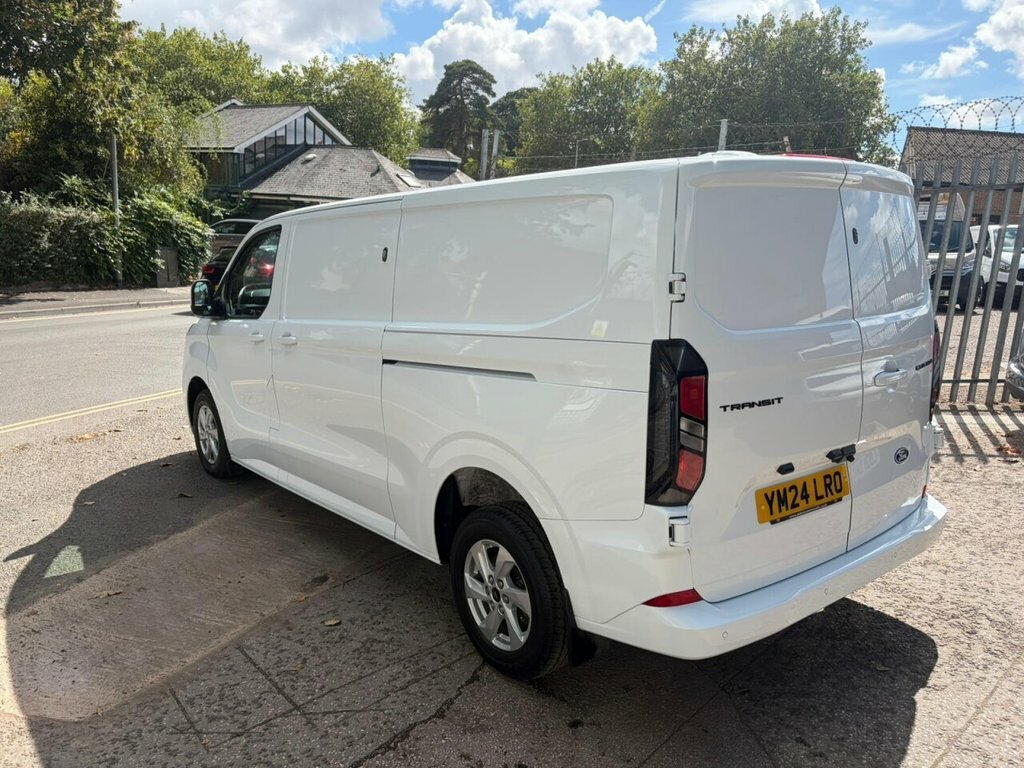 Ford Transit Custom 2L Limited YM24LRO White #4