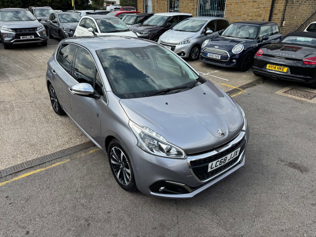Peugeot 208 1.2 Puretech Tech Edition Hatchback Eat Grey