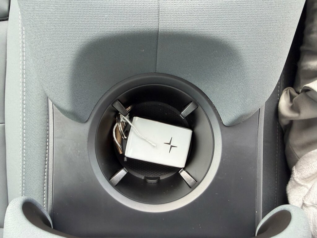 Polestar 2 Hatchback Silver #29