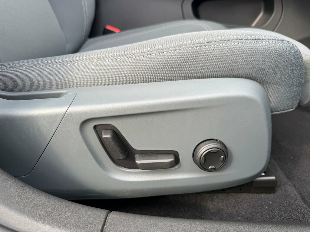 Polestar 2 Hatchback Silver #19