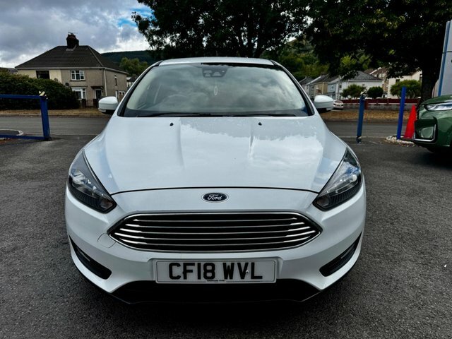 Ford Focus Ecoboost Zetec Edition Euro CF18WVL White #2