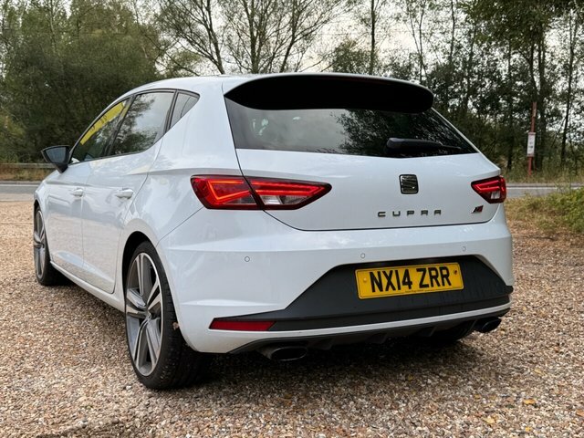 Seat Leon Tsi Cupra 280 Hatchback White #3