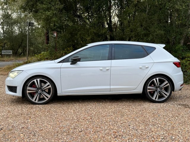Seat Leon Tsi Cupra 280 Hatchback White #2