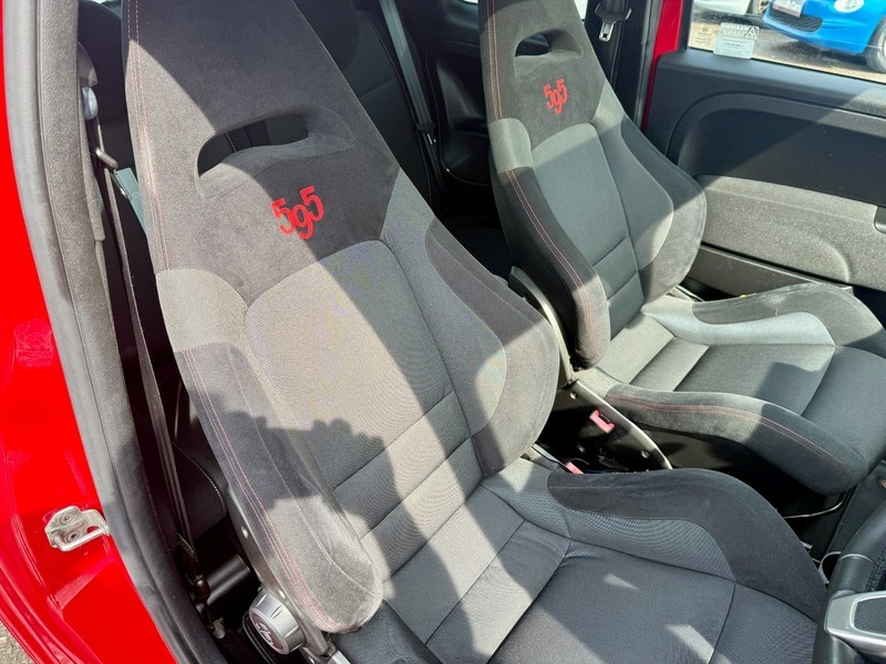 Abarth 595 Hatchback Competizone Performance Pack 201616 Red #17