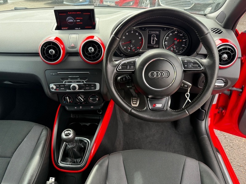 Audi A1 Tfsi S Line ST65RSZ Red #5