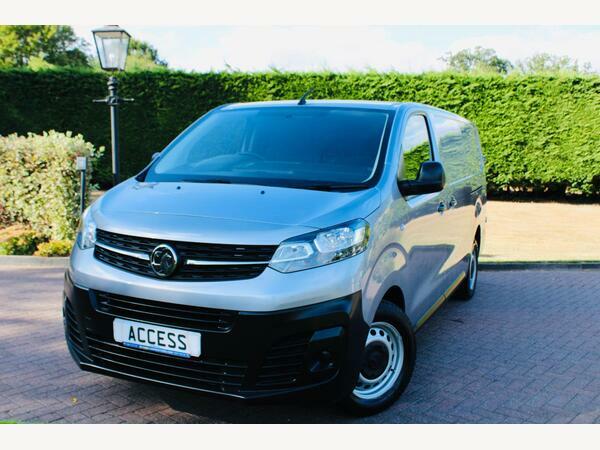 Vauxhall Vivaro Panel Van 2.0 Turbo D 3100 Prime L2 H1 Euro 6 Grey