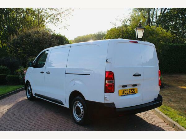 Peugeot Expert Panel Van 2.0 Bluehdi 1400 Professional Premium White #4