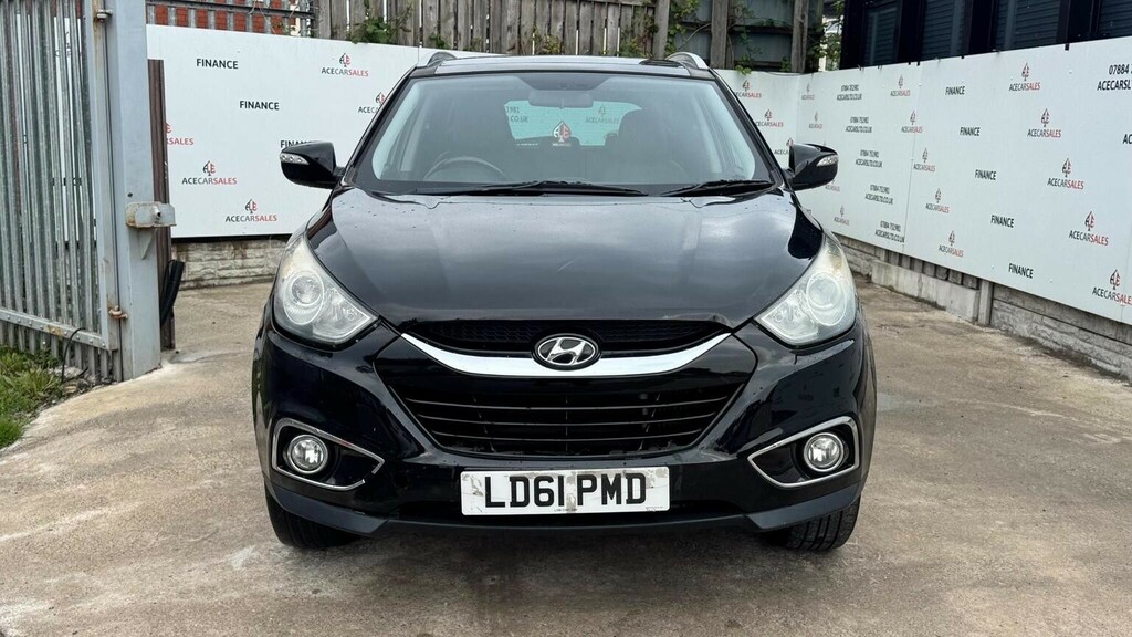 Hyundai Ix35 Suv 1.7 Crdi Premium Euro 5 Ss 201161 Black #3