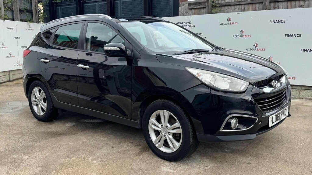 Hyundai Ix35 Suv 1.7 Crdi Premium Euro 5 Ss 201161 Black #2