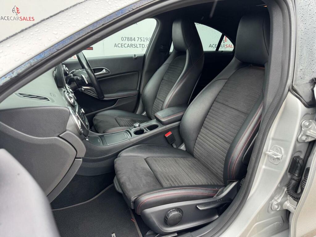 Mercedes-Benz CLA Class 180 Amg Line Edition 2018 Red #19