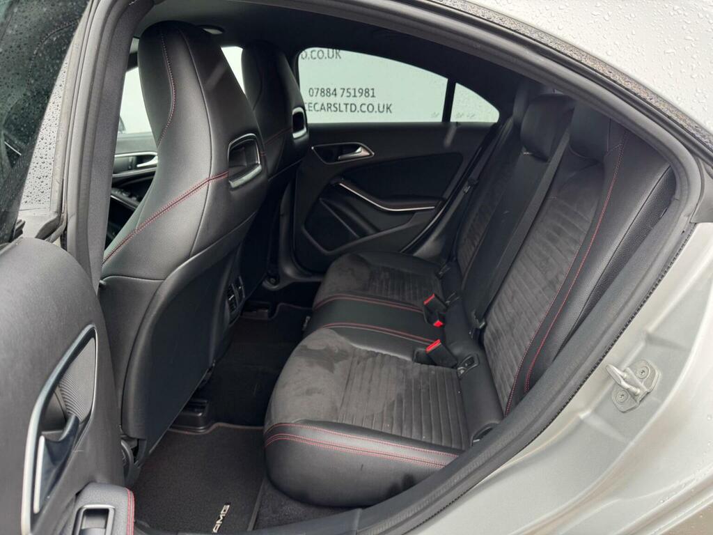 Mercedes-Benz CLA Class 180 Amg Line Edition 2018 Red #16