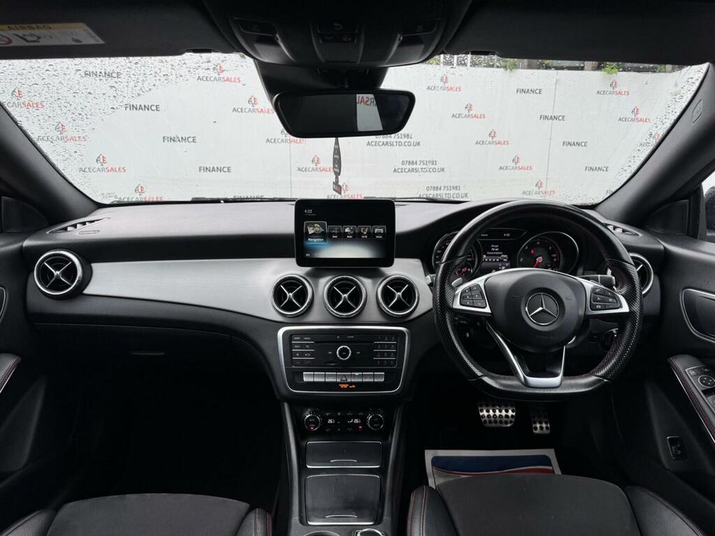 Mercedes-Benz CLA Class 180 Amg Line Edition 2018 Red #21