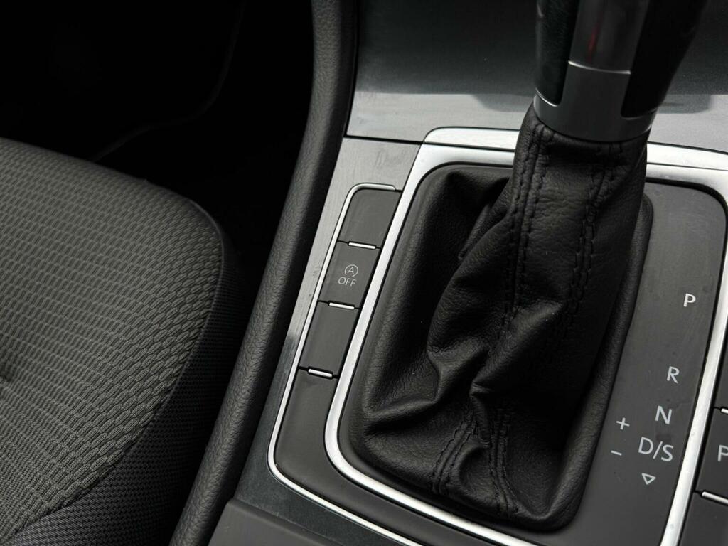 Volkswagen Golf Hatchback Black #26