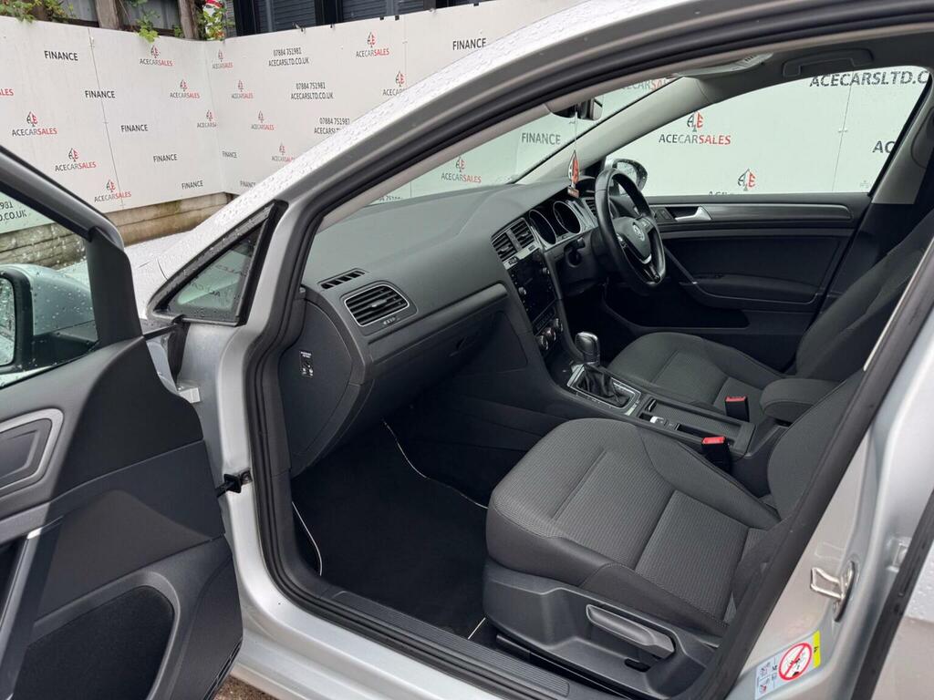 Volkswagen Golf Hatchback Black #17