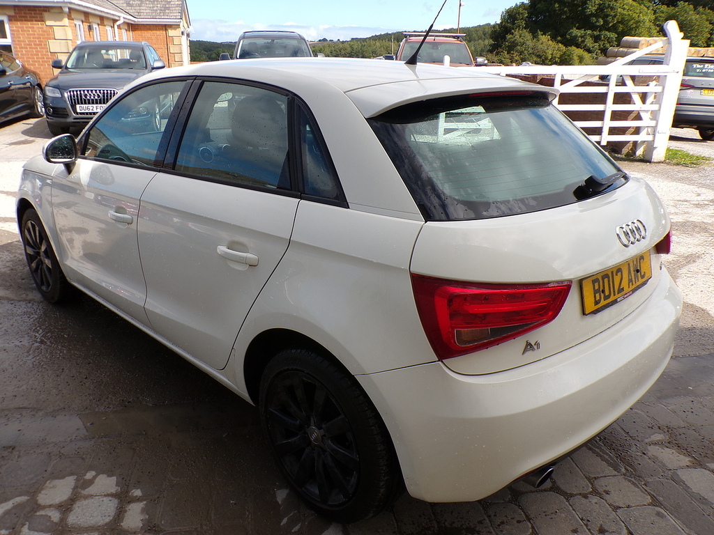 Audi A1 Tdi Sport BD12AWC White #5