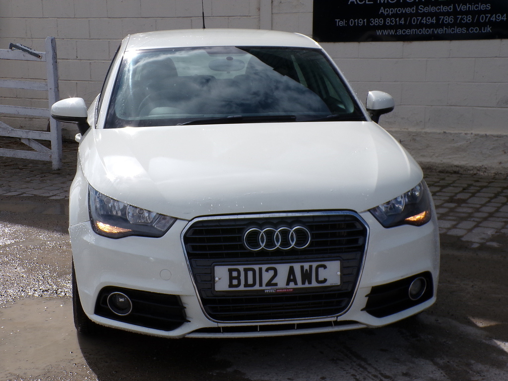 Audi A1 Tdi Sport BD12AWC White #2