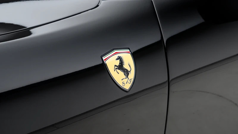 Ferrari Roma Spider  #18