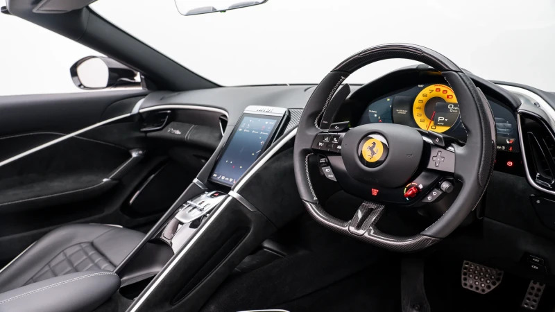 Ferrari Roma Spider  #33