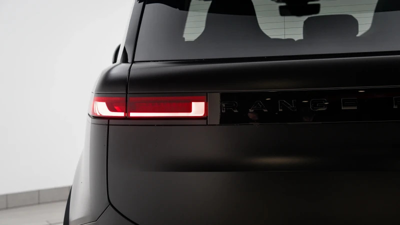 Land Rover Range Rover Sport D250 Hse Silver White #17