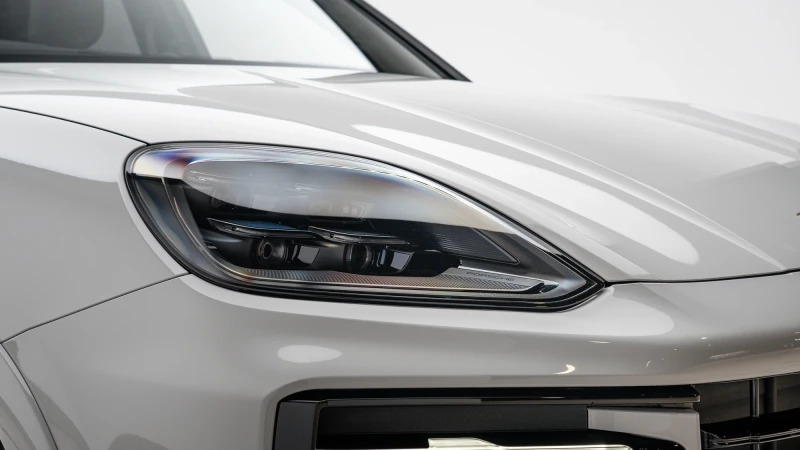 Porsche Cayenne V6 Automatic Silver #13