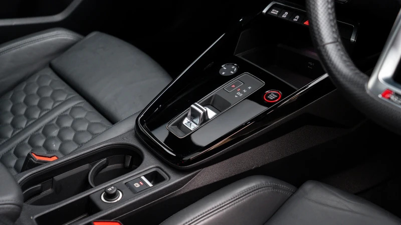 Audi RS3   #32