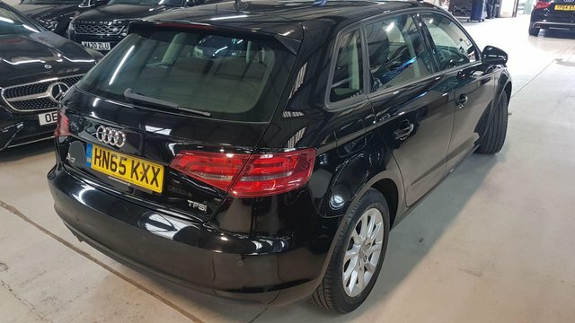 Audi A3 Tfsi Cod Se Sportback HN65KXX Black #4