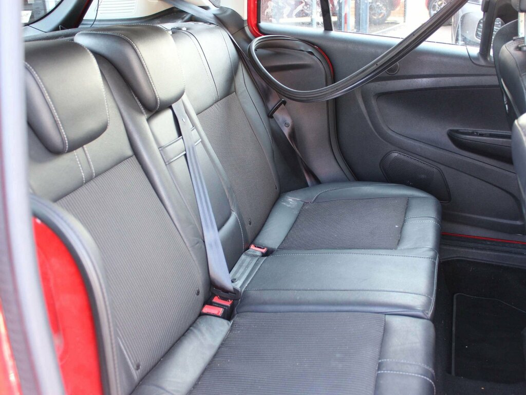 Ford B-Max 1.6 Tdci Titanium Mpv Euro 5 95 Red #4