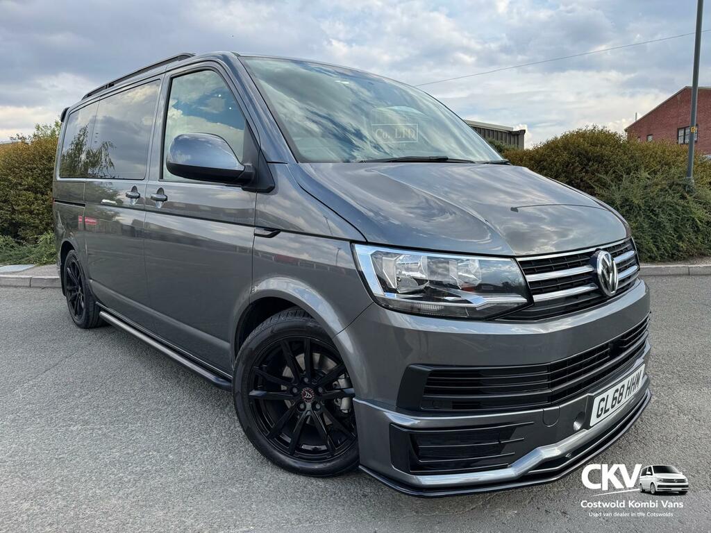 Volkswagen Transporter Shuttle Se Grey