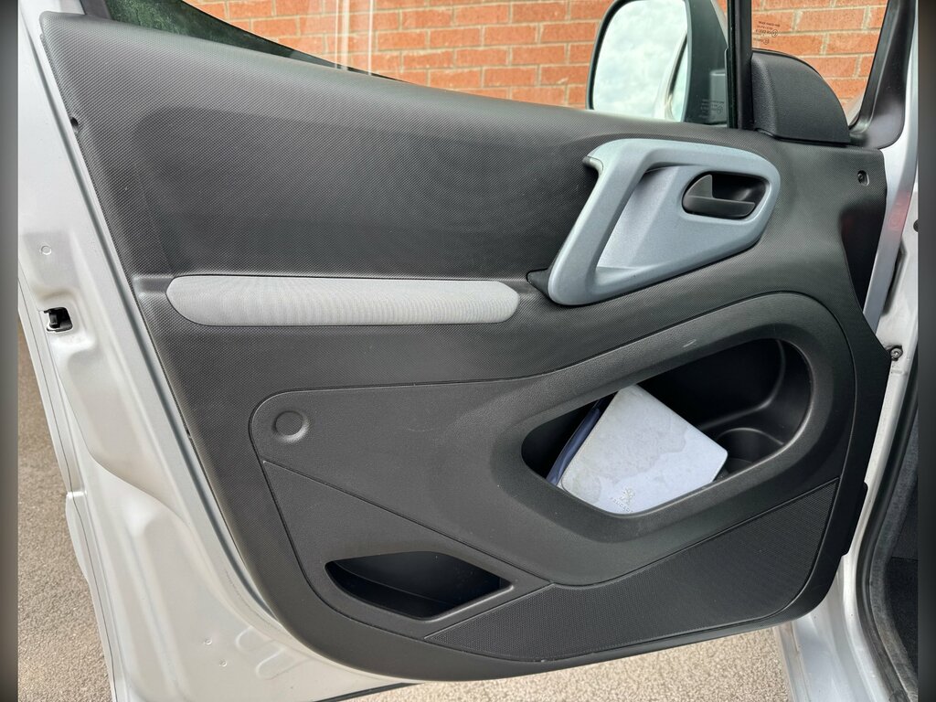 Peugeot Partner Tepee E-hdi Tepee S Grey #36