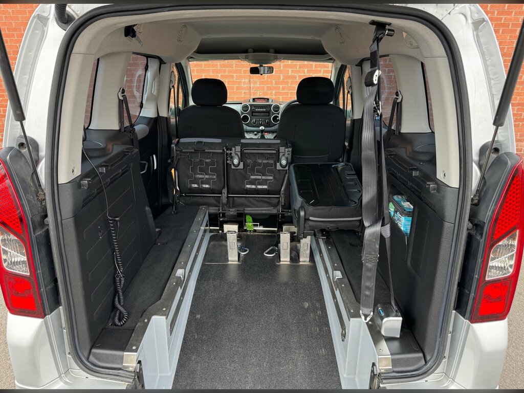 Peugeot Partner Tepee E-hdi Tepee S Grey #22
