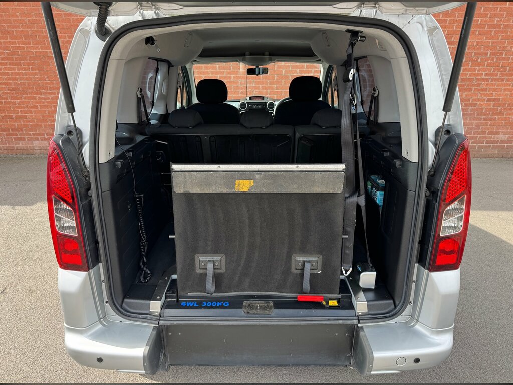 Peugeot Partner Tepee E-hdi Tepee S Grey #17