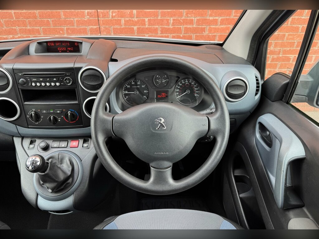 Peugeot Partner Tepee E-hdi Tepee S Grey #33