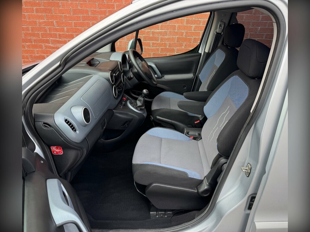 Peugeot Partner Tepee E-hdi Tepee S Grey #38