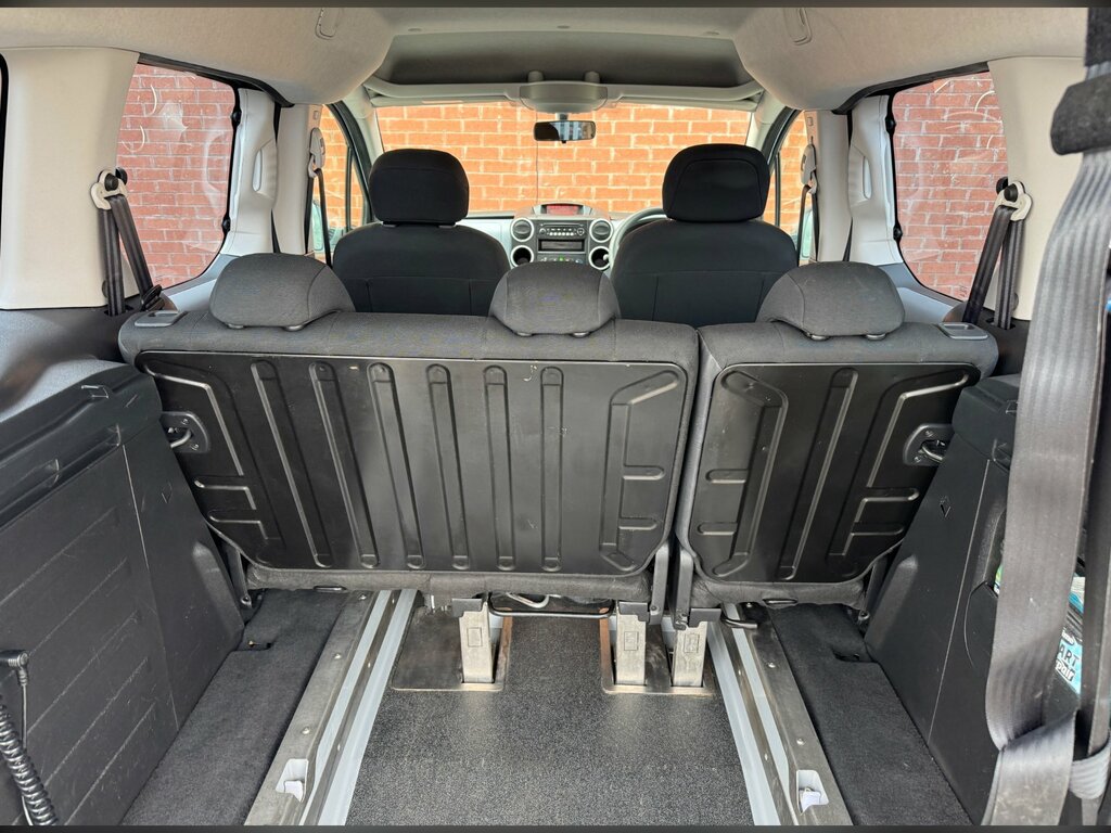 Peugeot Partner Tepee E-hdi Tepee S Grey #19