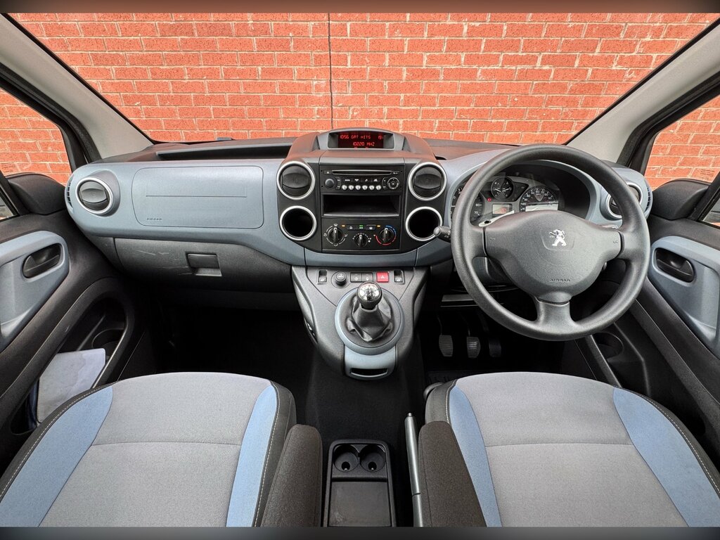 Peugeot Partner Tepee E-hdi Tepee S Grey #30