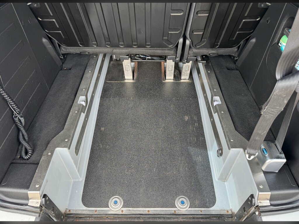Peugeot Partner Tepee E-hdi Tepee S Grey #20
